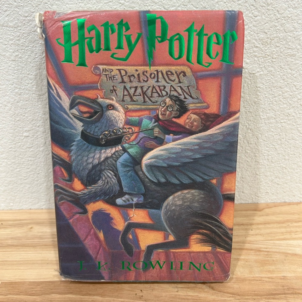 Harry Potter and the Prisoner of Azkaban (Book 3) 1st (first) edition